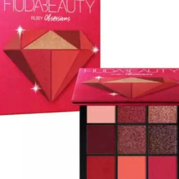 Huda Beauty Ruby Obsessions Eyeshadow Palette - Picture 7 of 8